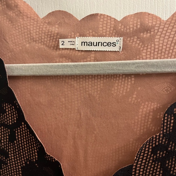 Maurice’s dress - Picture 3 of 3